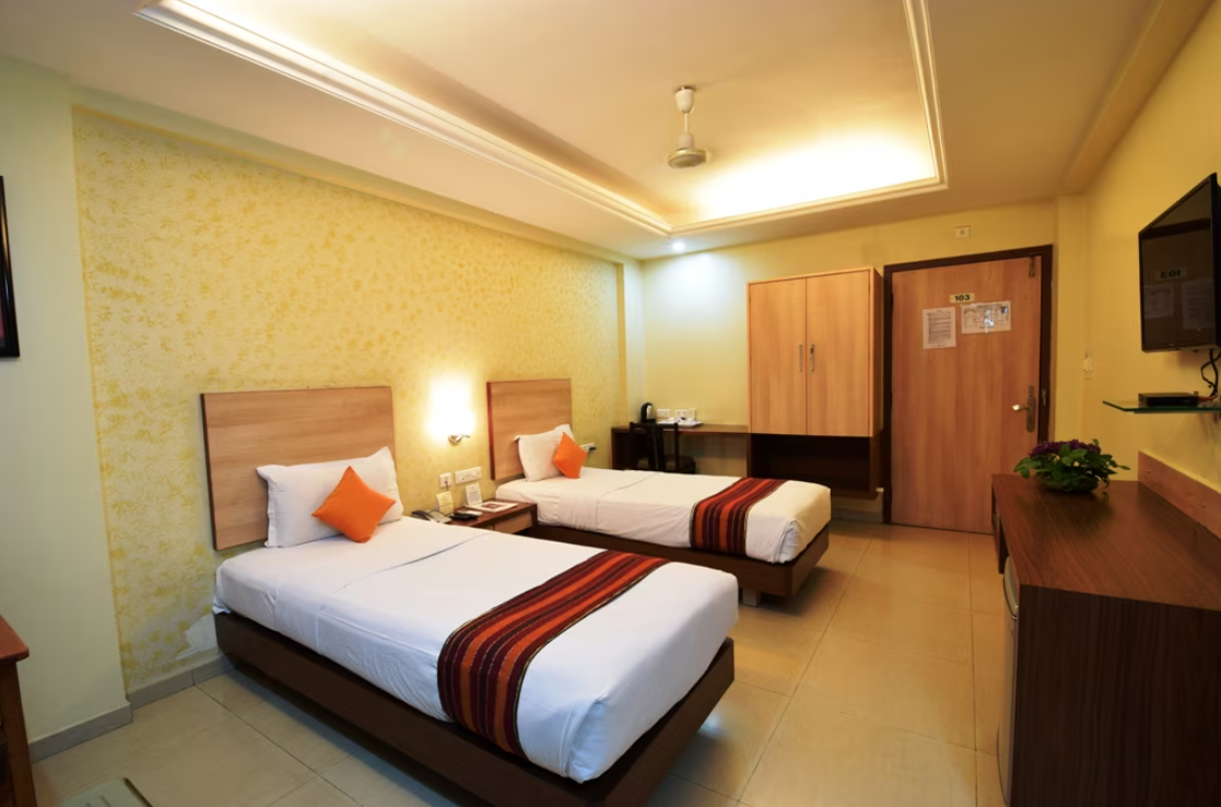 Hotel Pearl Deluxe AC Room