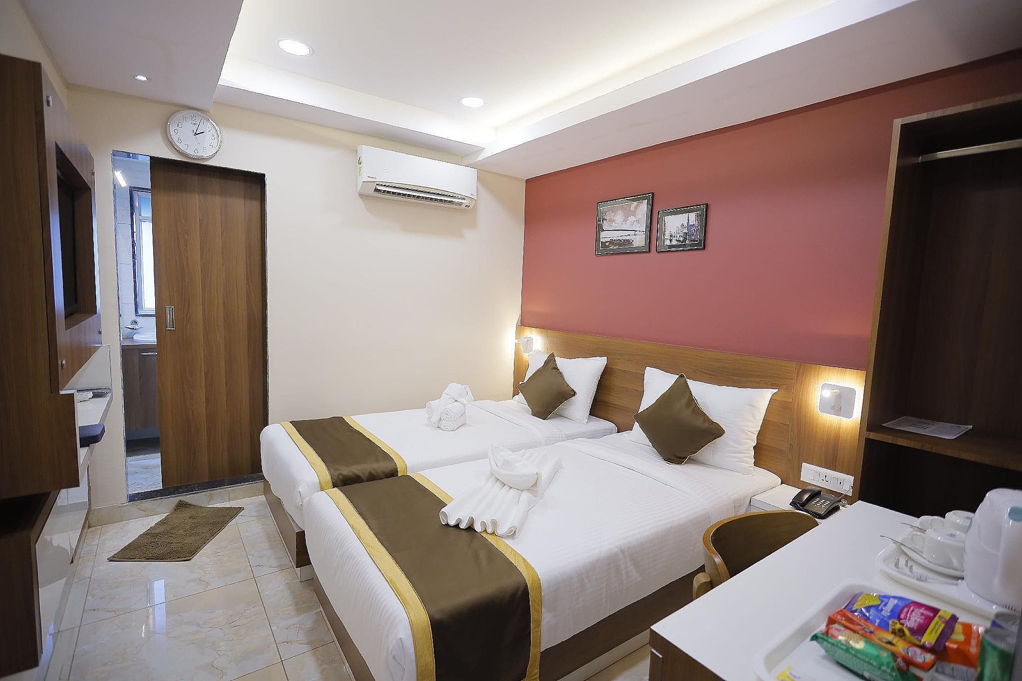 Deluxe Twin Bed with free WiFi