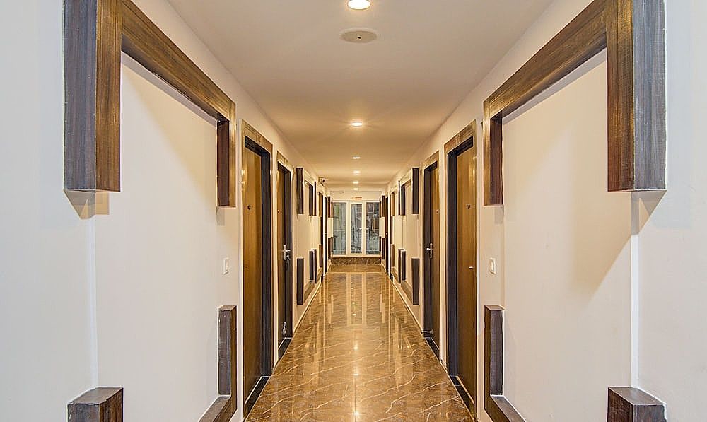 undefined Treebo The Platinum Studio 50 3