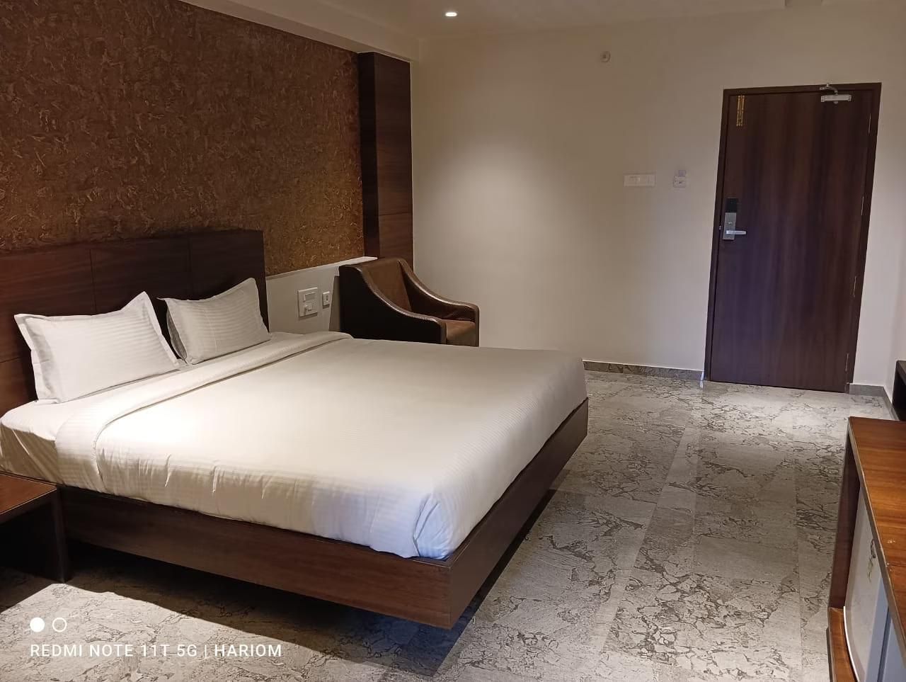 undefined Hotel Raj 5