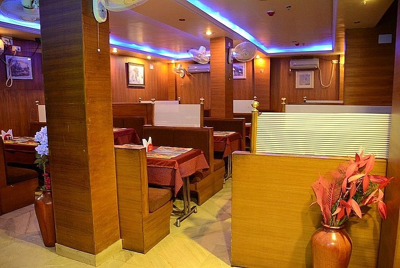 undefined Hotel Raj 4