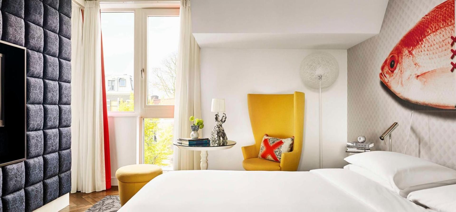 Andaz Large Suite