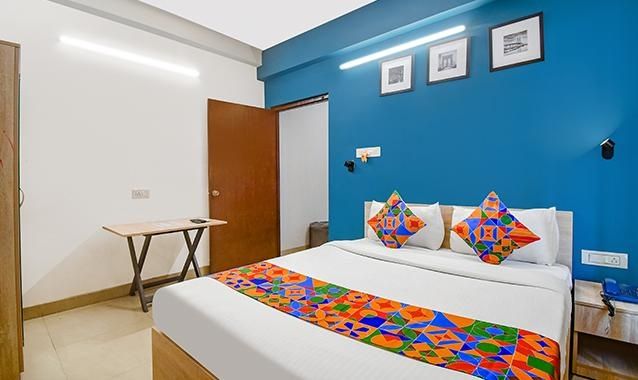 FabHotel Silverkey Deluxe Room 4
