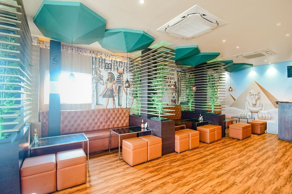 undefined Fabhotel Airport Green Arcade 3