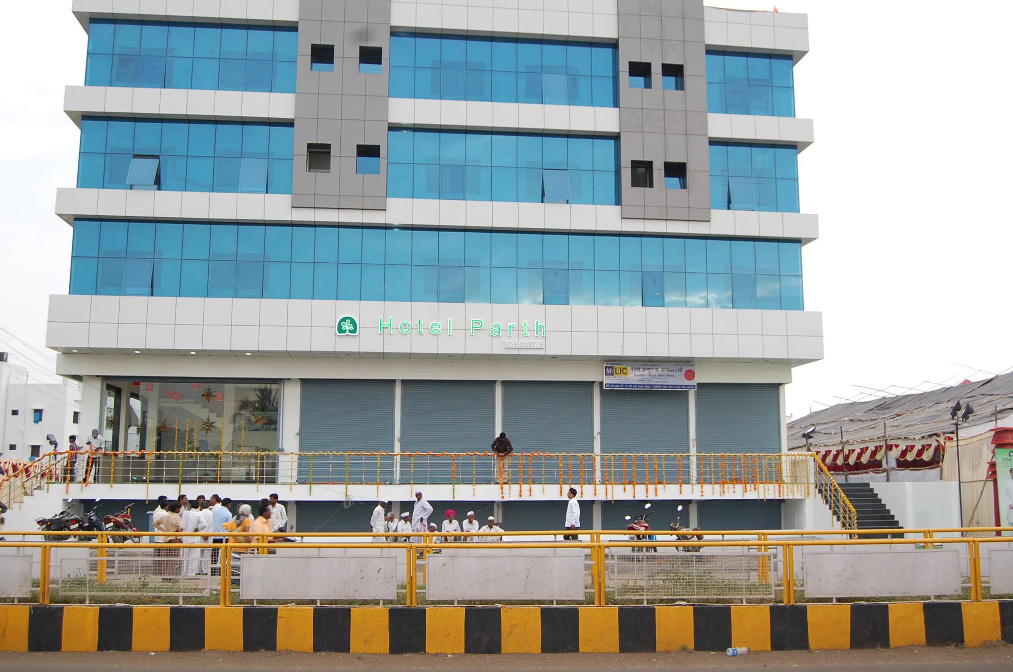 Hotel Parth Executive