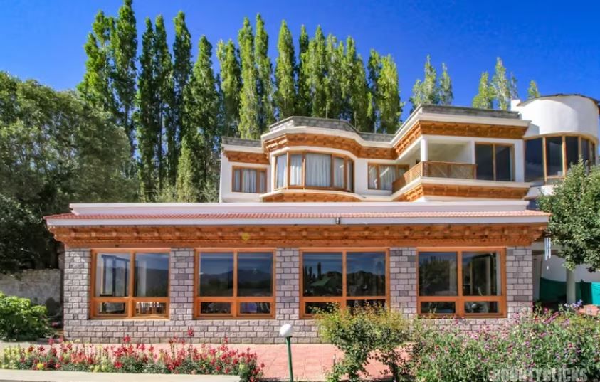 undefined Hotel Mantra 6