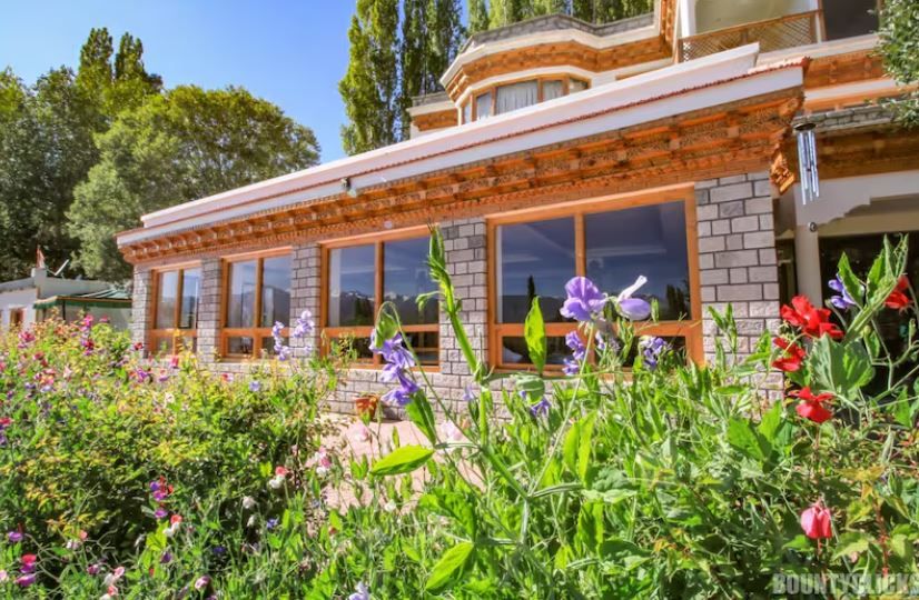 undefined Hotel Mantra 7