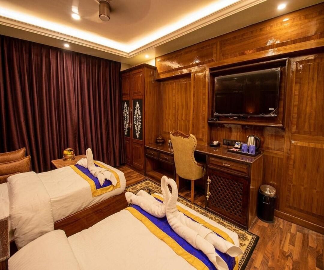 Mentokling Residency Ladakh Deluxe Room 4