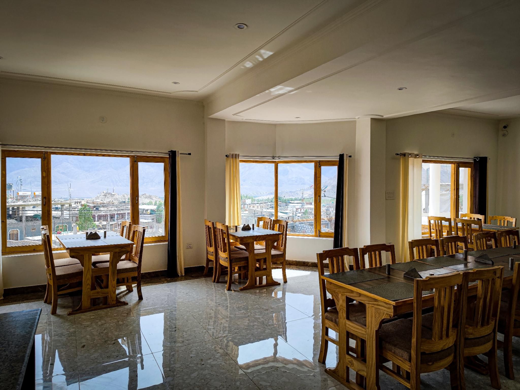 undefined HOTEL HILL TOP HEAVEN   2