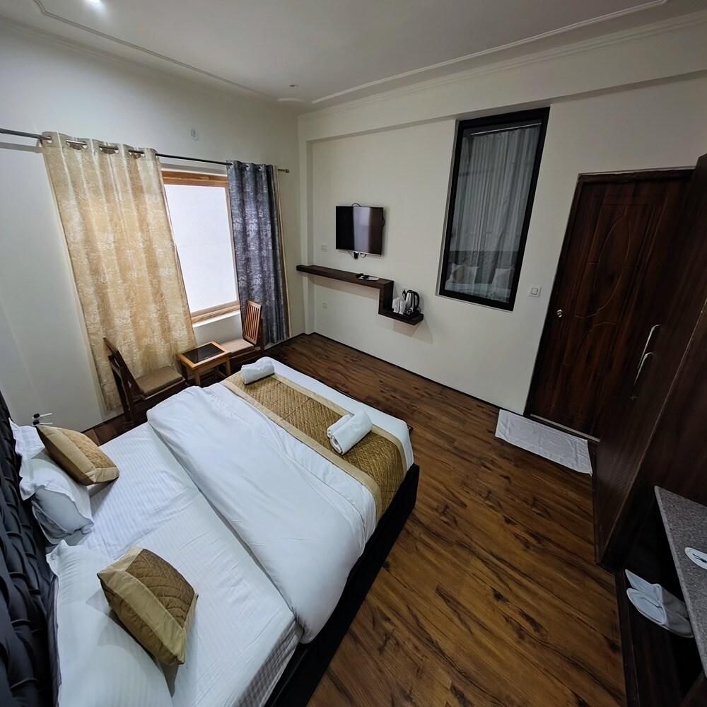undefined HOTEL HILL TOP HEAVEN   5