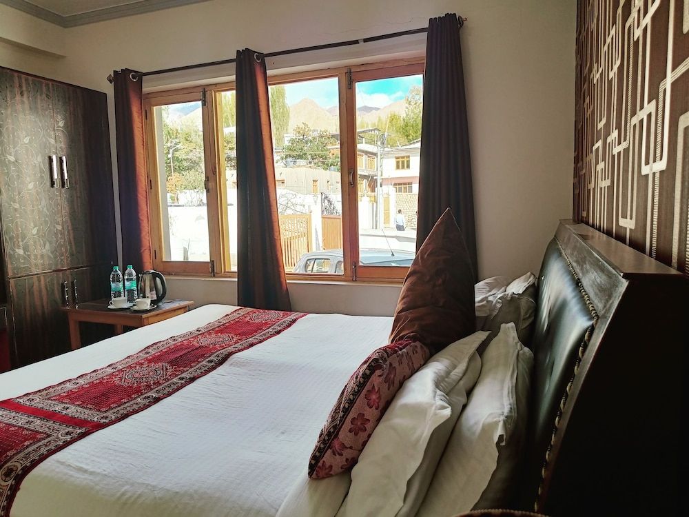 undefined Munna Palace 9