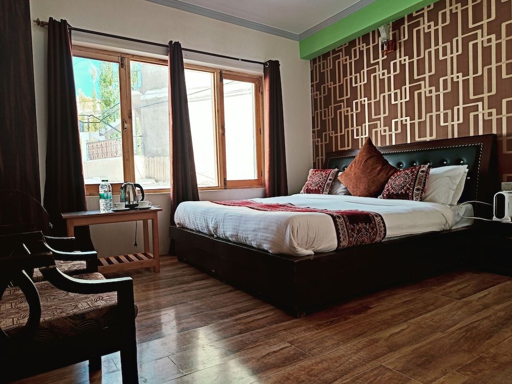 undefined Munna Palace 5