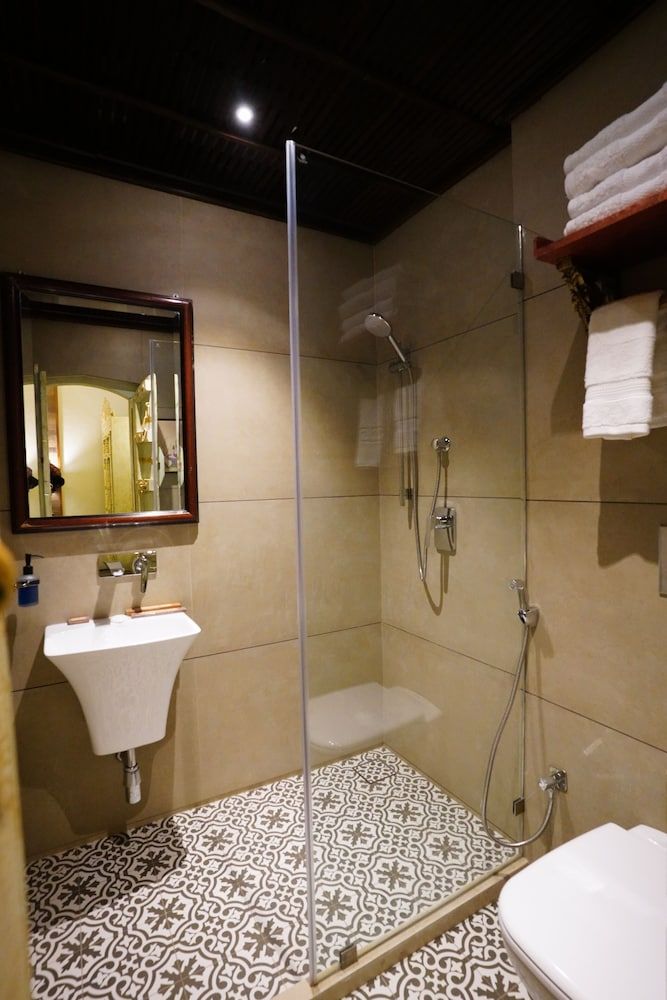 The Kinara Village Deluxe Room 14