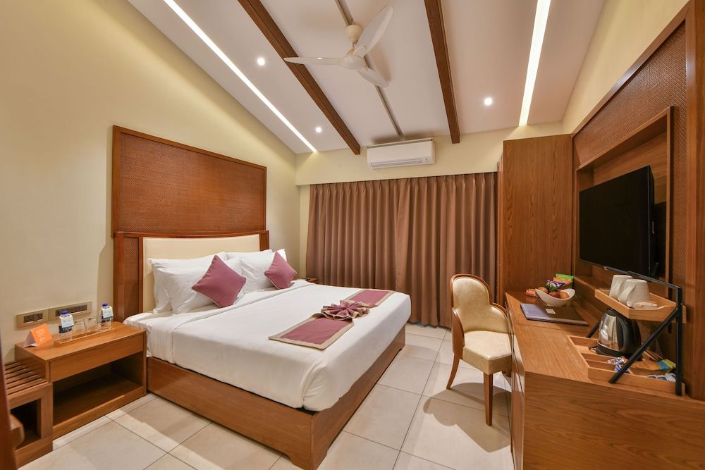 Zuper Premium Room