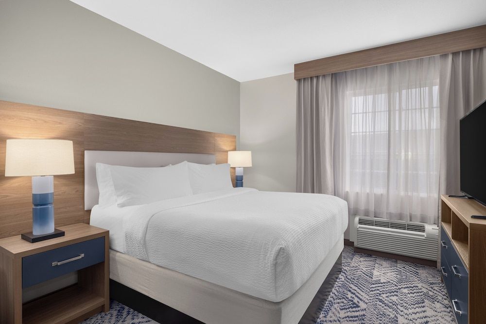 Suite, 1 Bedroom (Mobility)