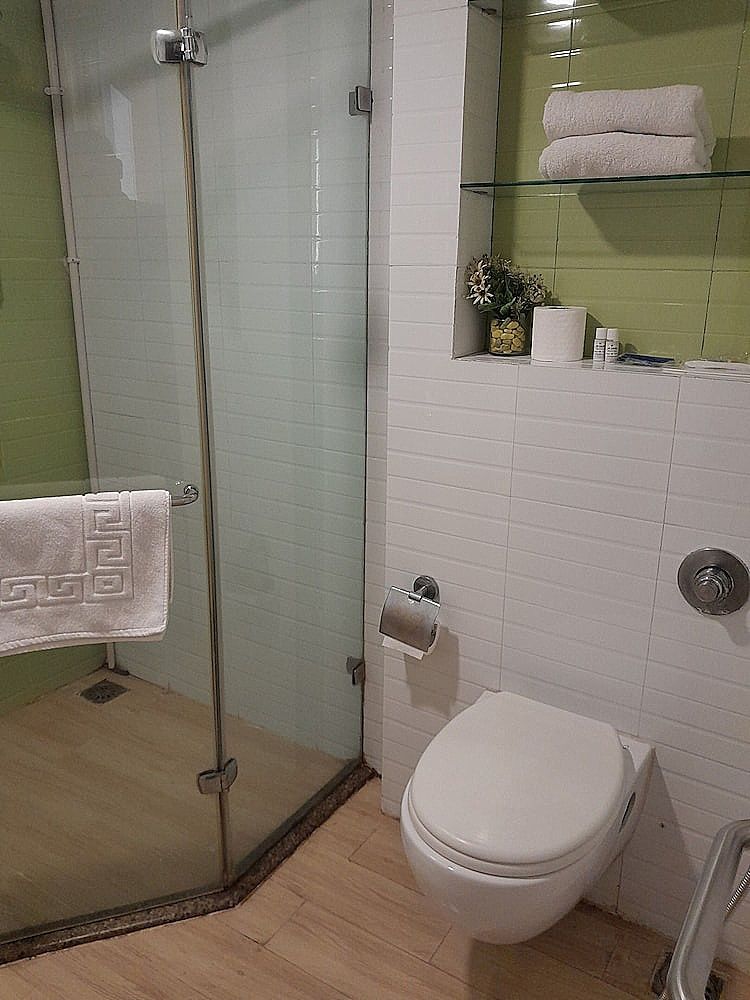 Hotel Arif Castles Executive Room 18