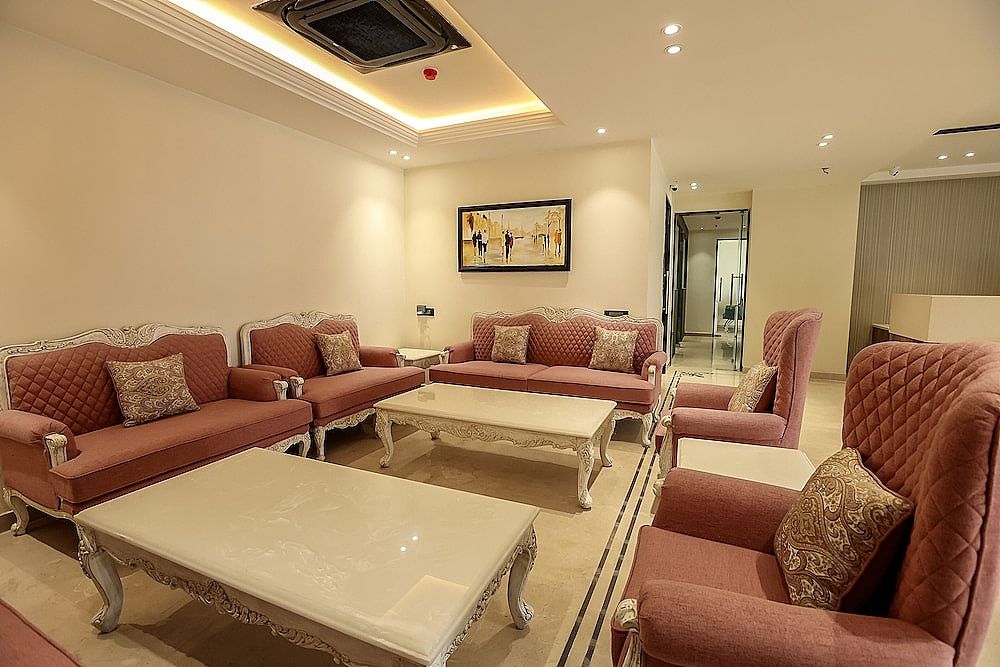 undefined Dayal Gateway 3