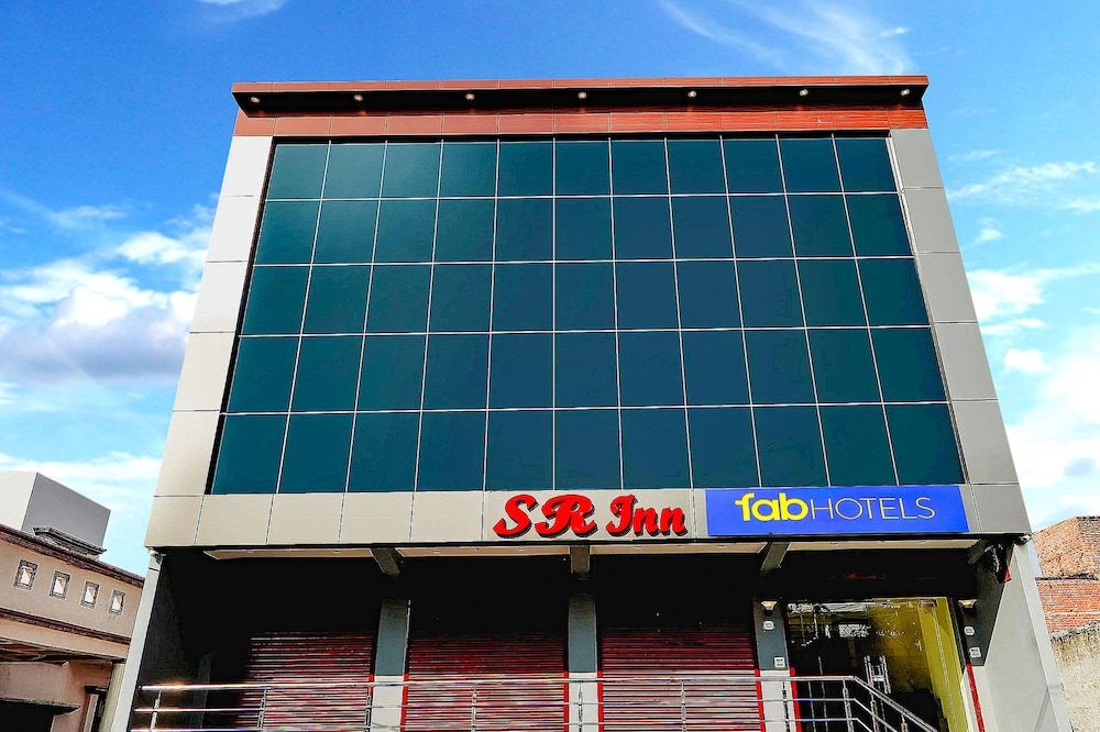 Fabhotel Sr Inn