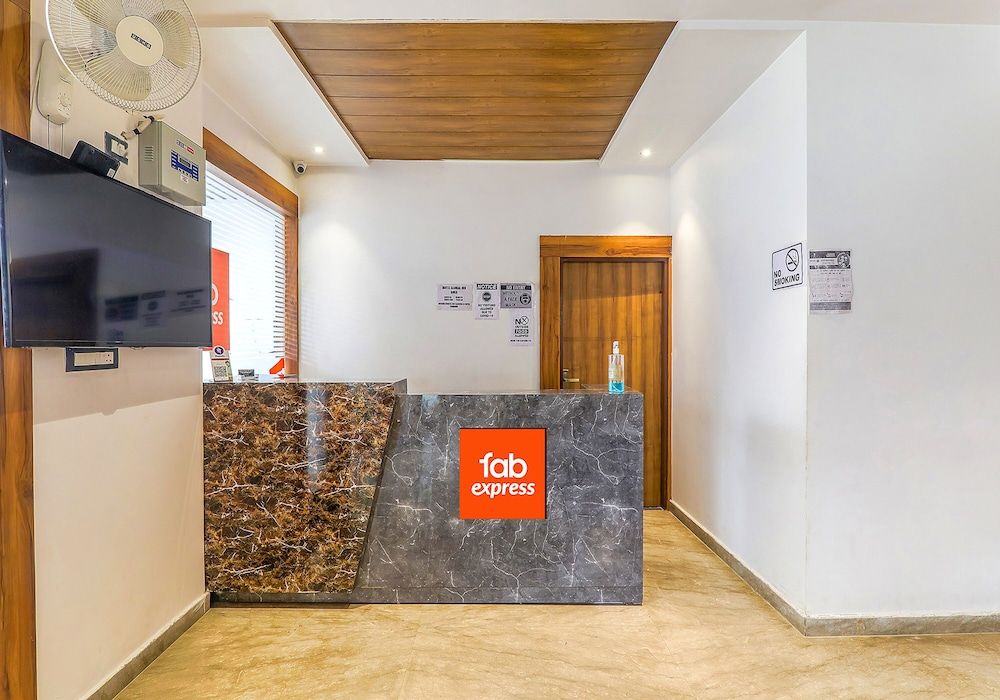 undefined Fabexpress Global Inn New 3