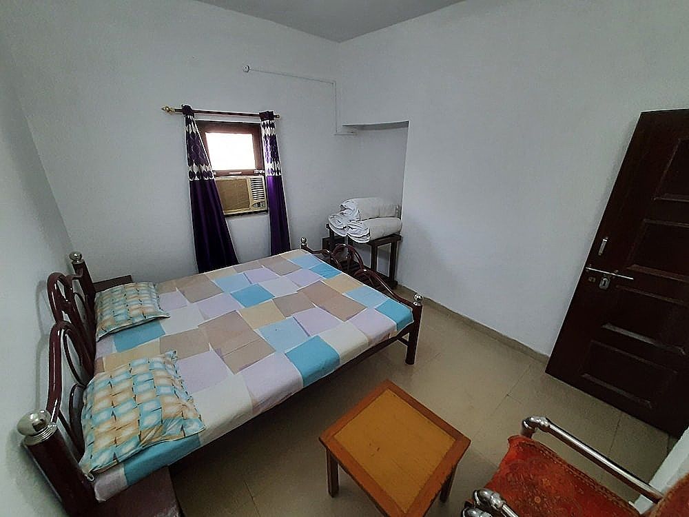 Janardan Homestay Lucknow Room, 5 Bedrooms, Smoking, Terrace 8
