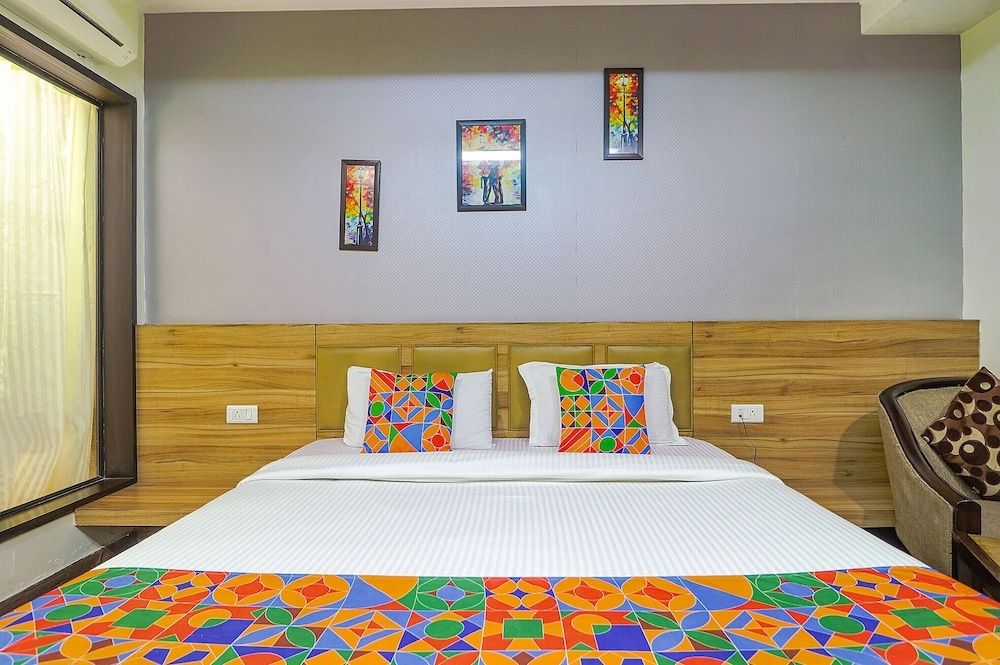 Fabhotel Prime Z Grand Deluxe Room 2