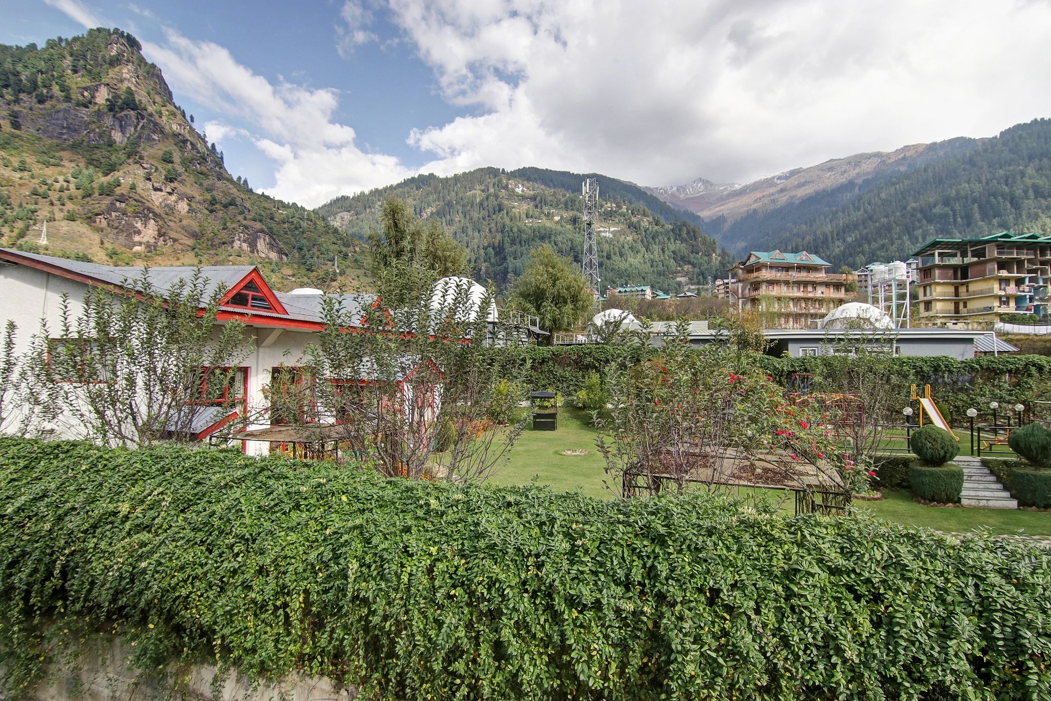 Hotel O Prini Inn