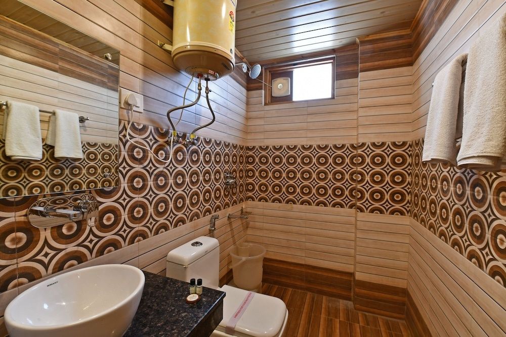 Lotus Inn Rothang View Economy Double Room 6