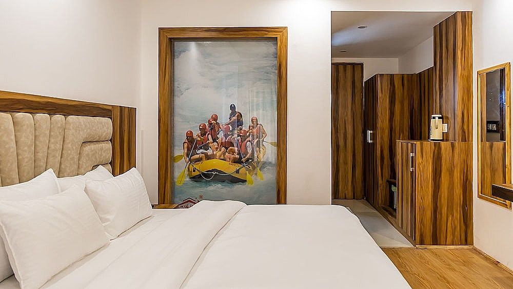 undefined Snow White Regency Manali 9