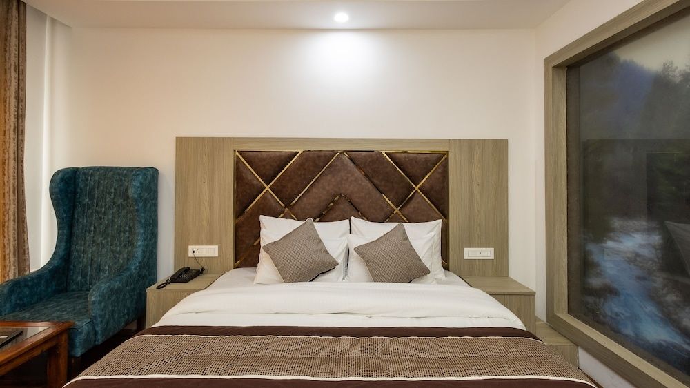 undefined Snow White Regency Manali 8