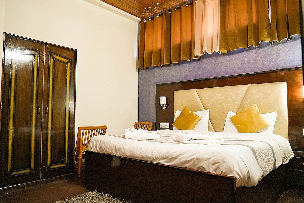 undefined Hotel Loop Inn 4