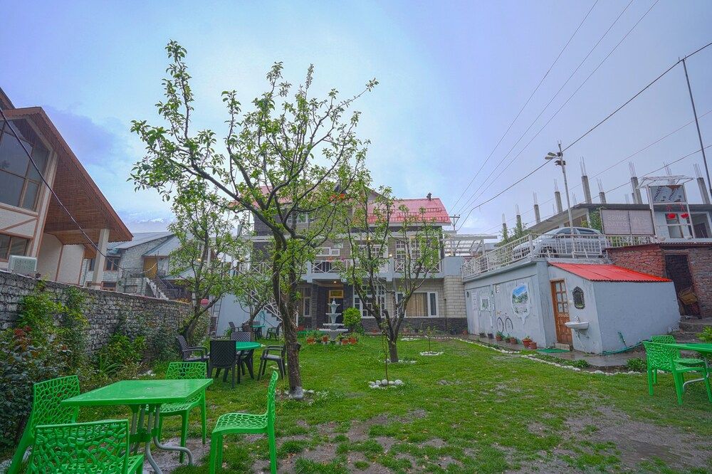 undefined Boho Mansion - by Dumnu Homes 7