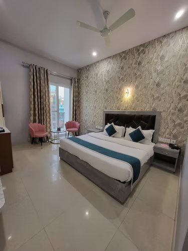  Corbett View Banquets and Resorts Executive Room 5