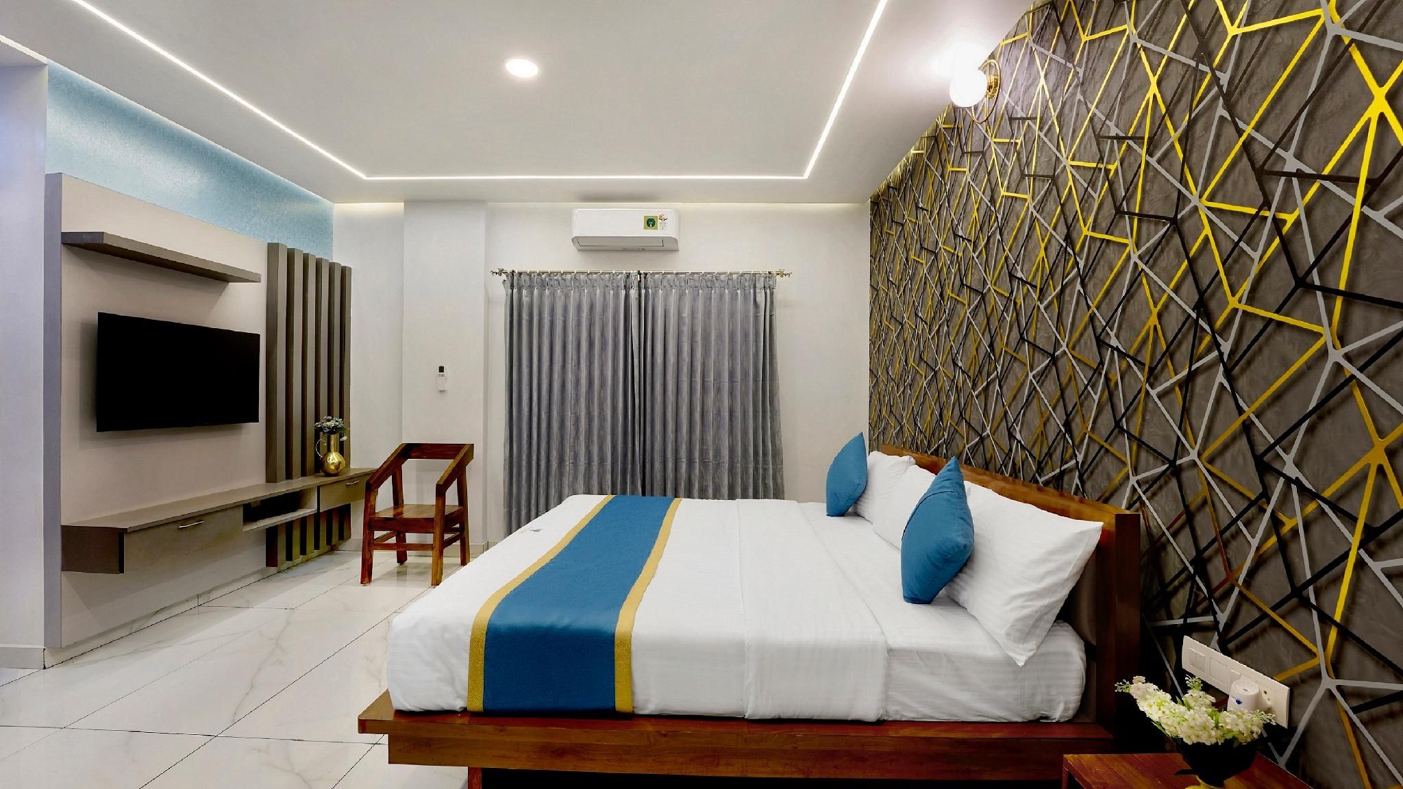 Royal Tusker Luxury Service Apartments Executive Deluxe Rooms 2