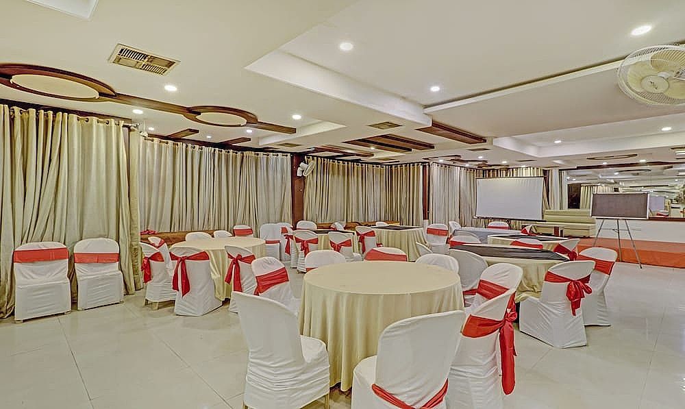 undefined LOHARKAR FAMILY HOTEL L A ROOMS 8