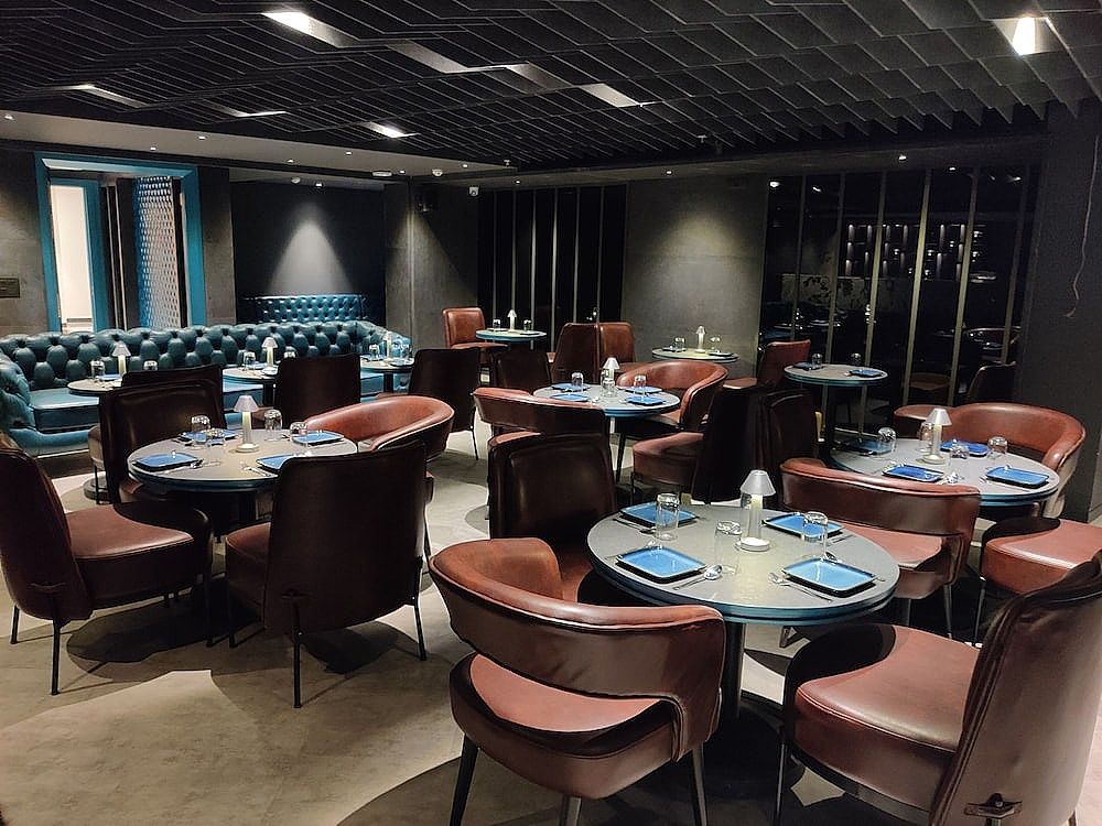 Food & Dining