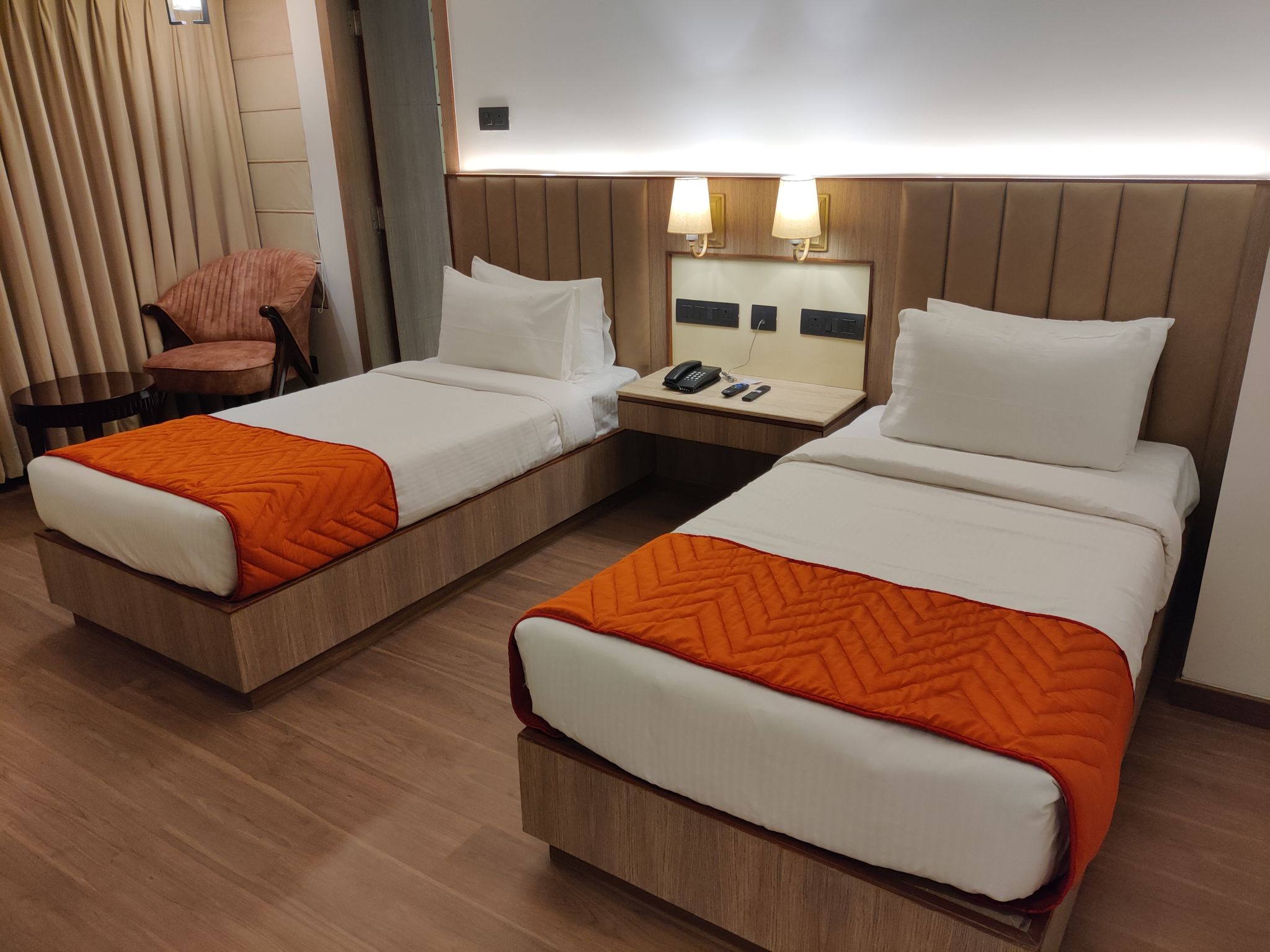 Premier Twin Bed Room