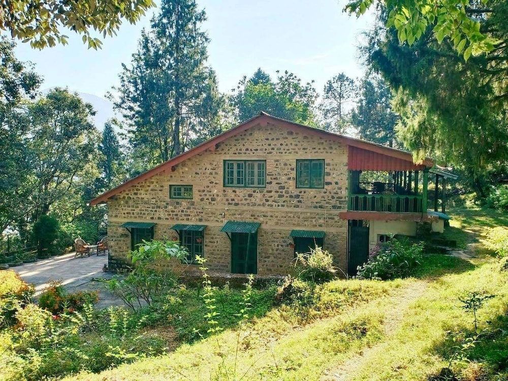 undefined Fredy's Bungalow 2