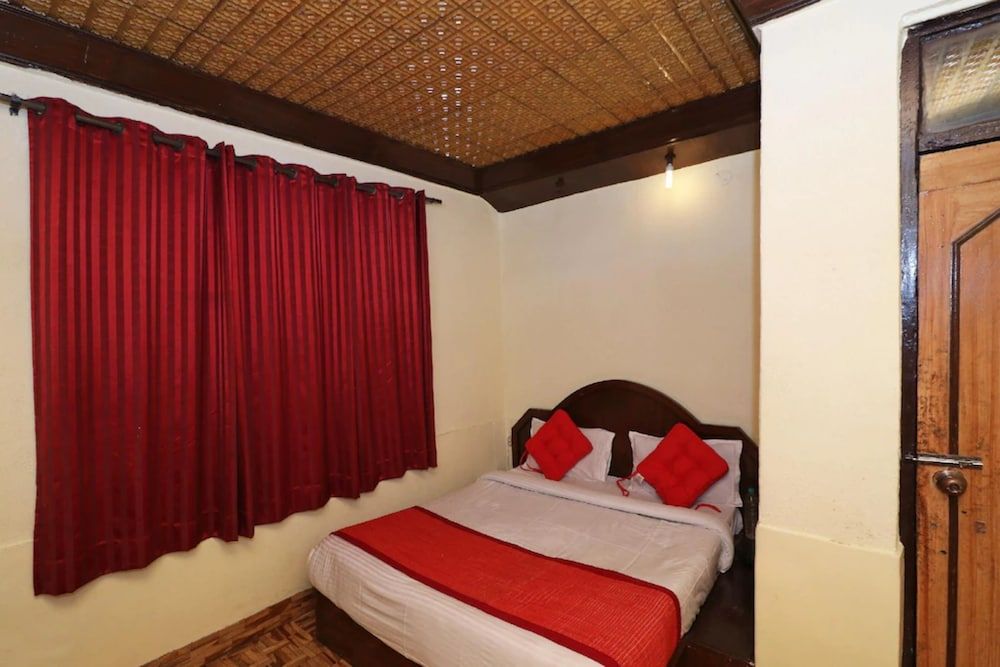 undefined Goroomgo New Bharat Nainital 2