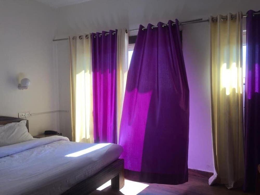 Valley View Inn Standard Room