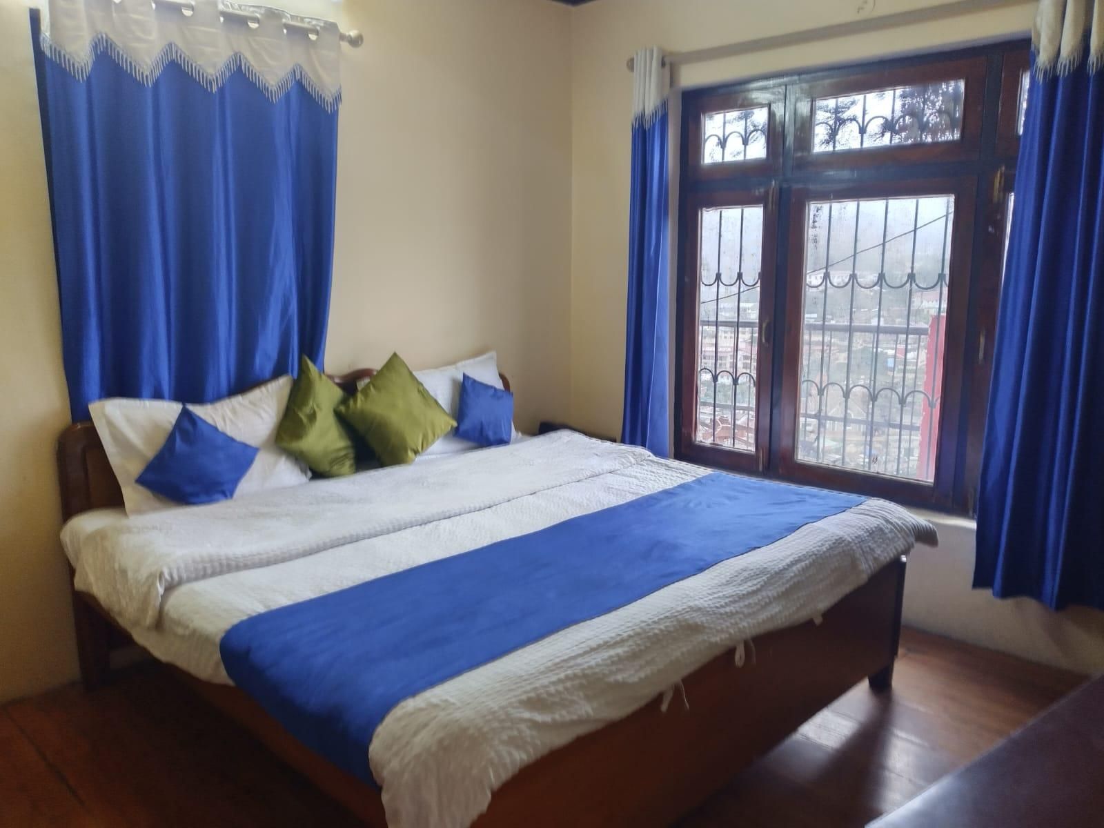 Deluxe Double Room 2