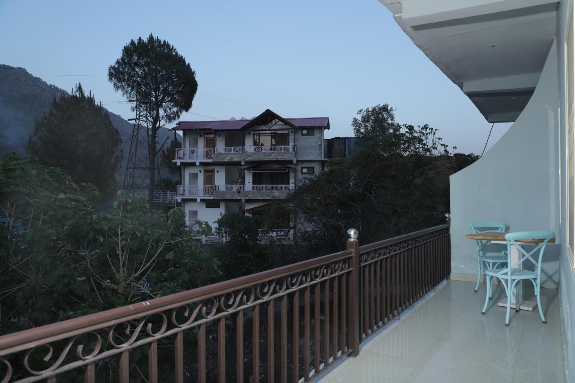 undefined The Rosemary 9