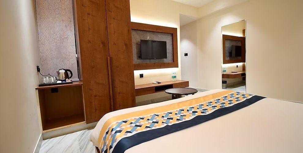 The Sky Imperial Hotel Sugam Deluxe AC Room 4