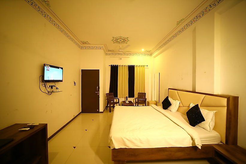 Shiv Ashray Resort DELUXE ROOM 5