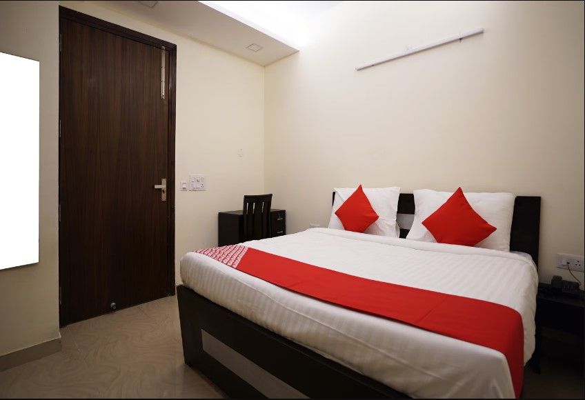 undefined Hotel Olive Saffron 5