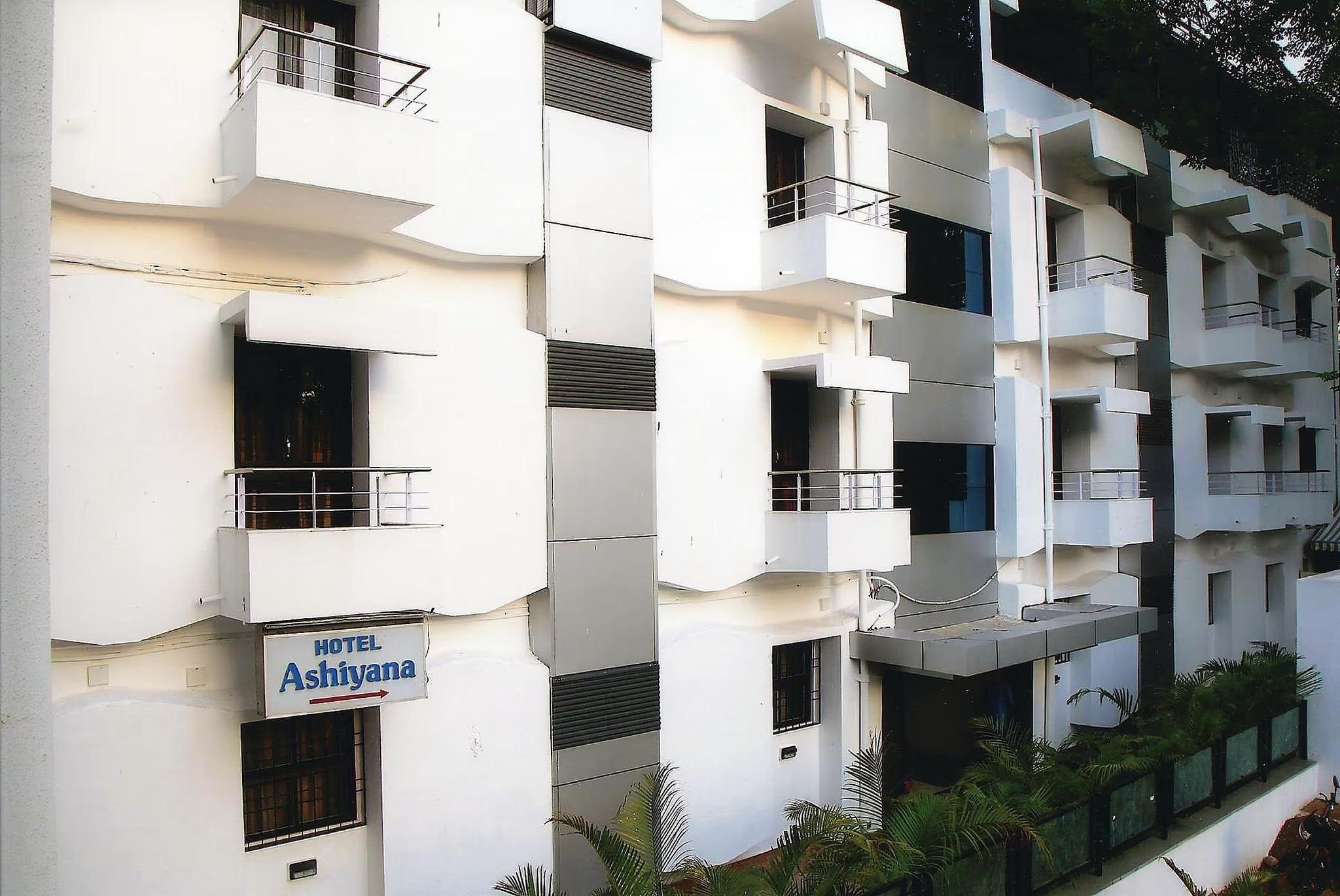 undefined Hotel White Saffron 7