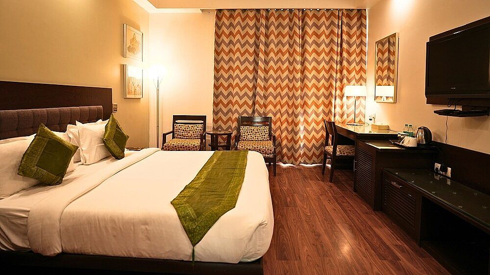 Amber Inn by Orion Hotels Premium Double or Twin Room 6