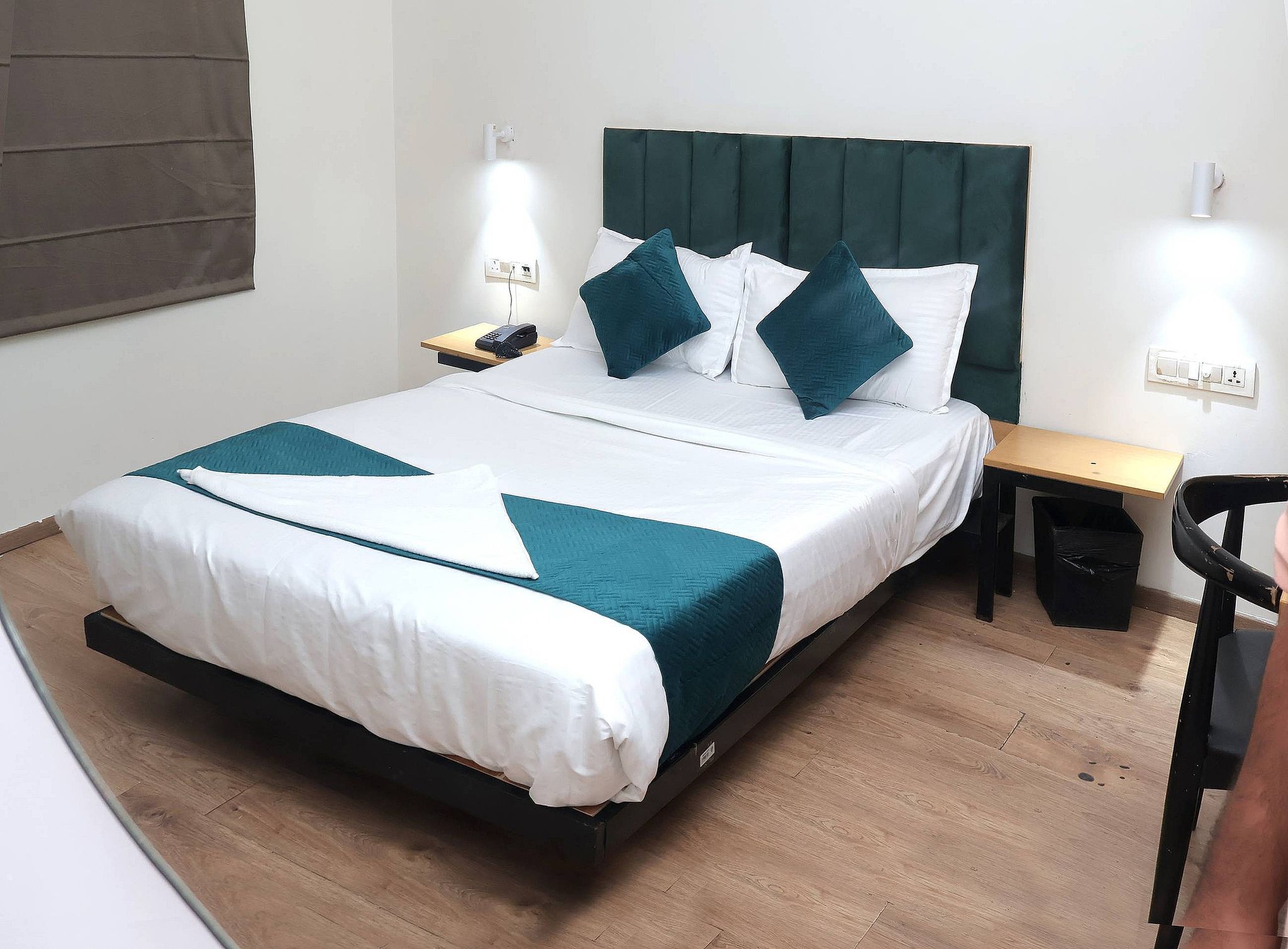 Nidra Hotel Pachim Vihar Double Room 4