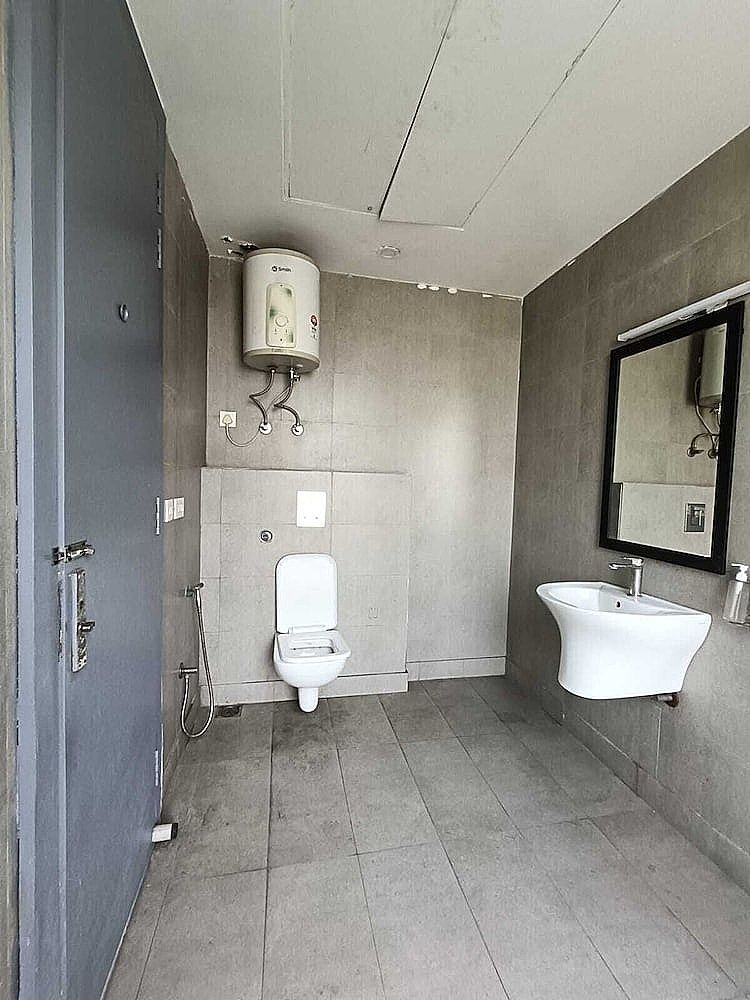 Hotel Town House Deluxe Double Room 4