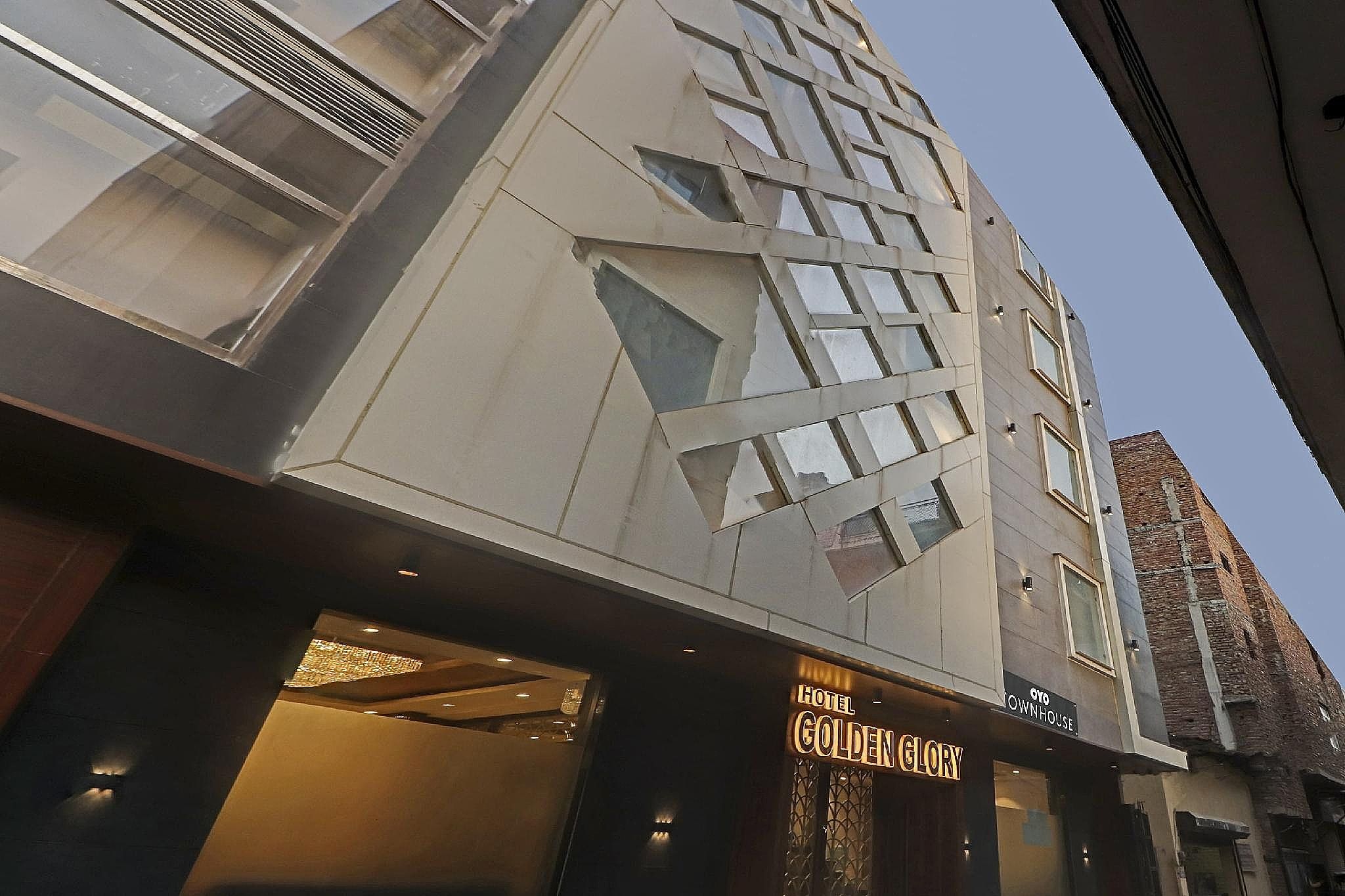 undefined FabHotel Golden Glory 9