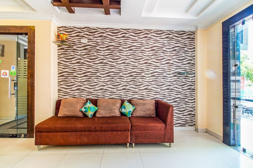 undefined Fabhotel Signature Plaza 4